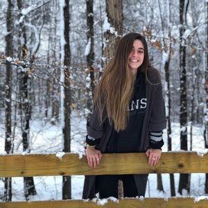 Meet your Posher, Pam